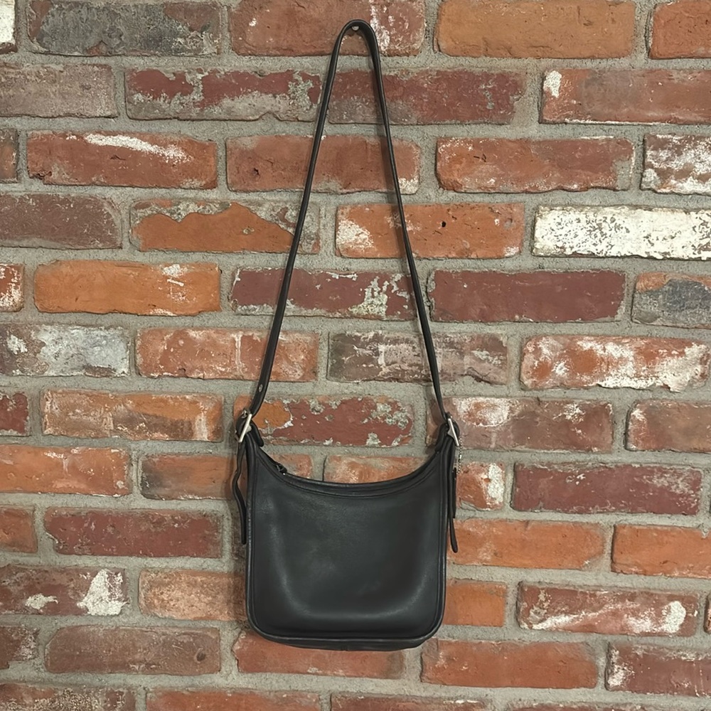 Vintage 1990’s Leather Coach Bag